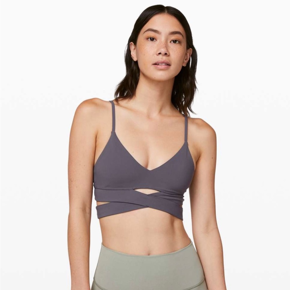 Lululemon Still Now Bra in color moonwalk